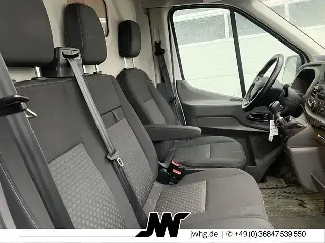 Occasion Ford Transit Trend 105 ch (77 kW) 2022 Blanc Van