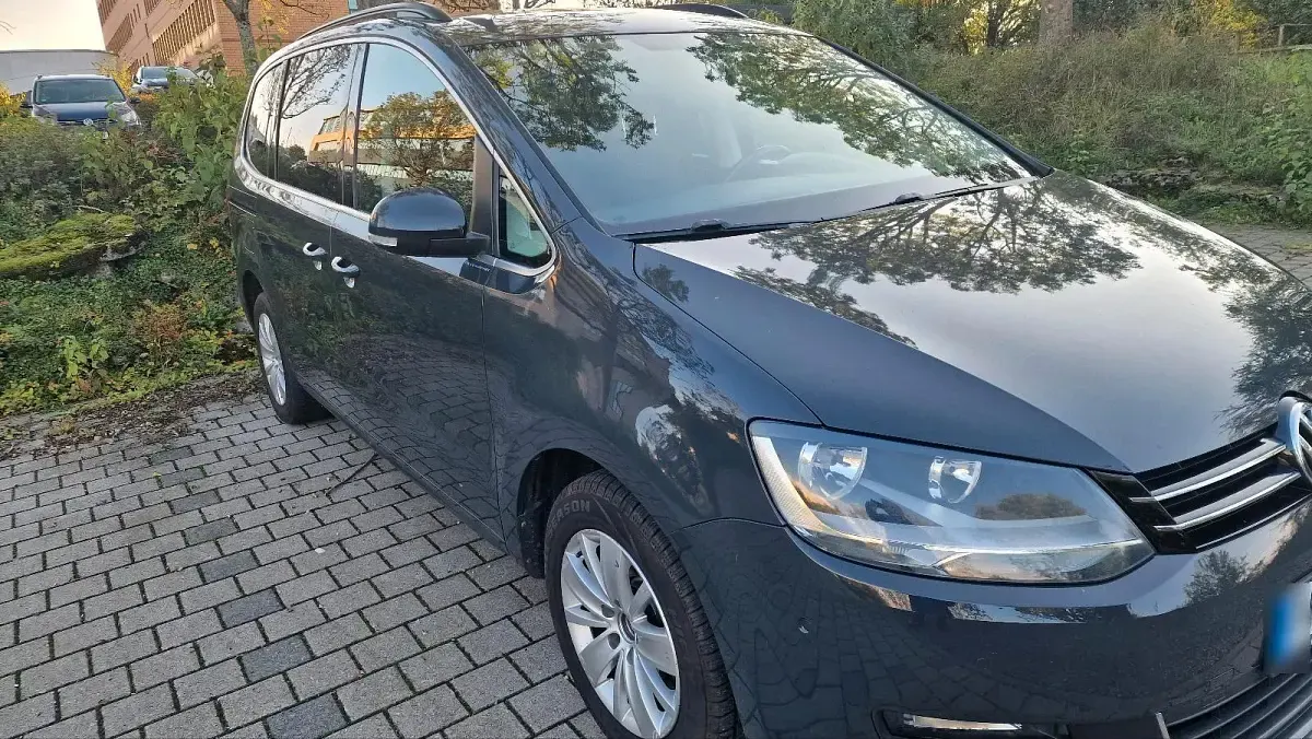 Gebraucht VW Sharan 150 PS (110 kW) 2011 Grau Van / Kleinbus