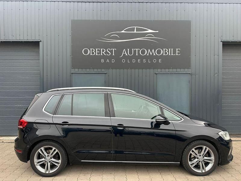 Gebraucht VW Golf Sportsvan Highline 150 PS (110 kW) 2018 Schwarz Van / Kleinbus