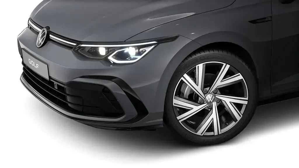 Gebraucht VW Golf VIII R-line 150 PS (110 kW) 2024 Delfingrau metallic Limousine