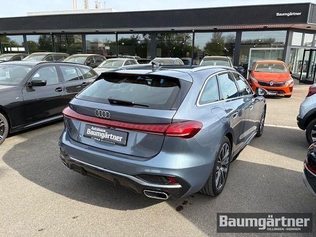 Second-hand Audi A5 S-Line 204 CP (150 kW) 2025 Albastru Break