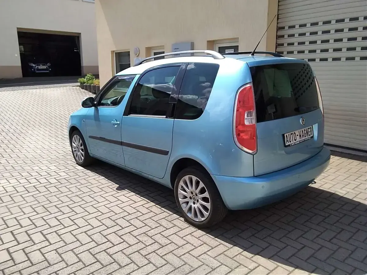 Gebraucht Skoda Roomster Plus Edition 105 PS (77 kW) 2012 Miami blau metallic Van / Kleinbus