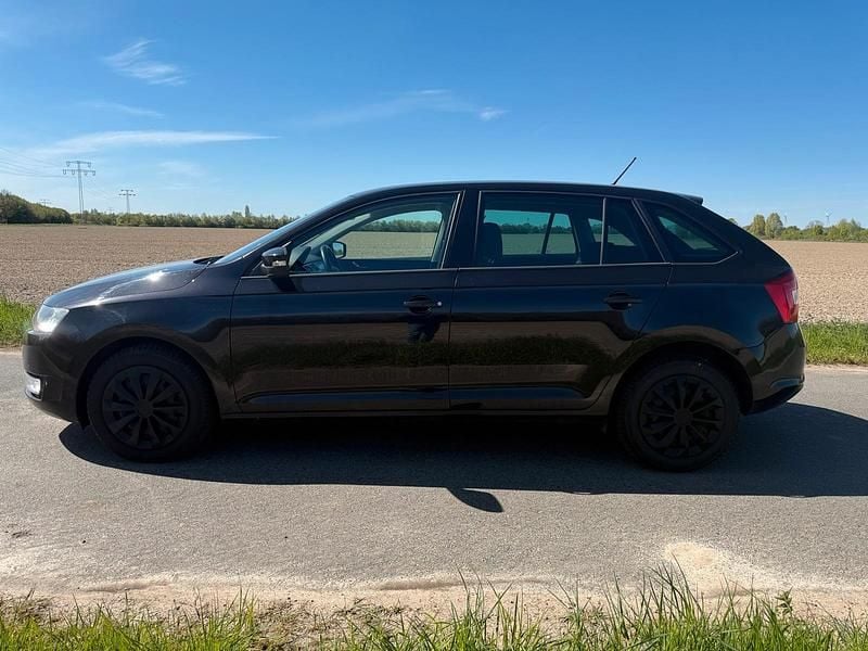 Usata Skoda Rapid 90 CV (66 kW) 2017 Nero Utilitaria