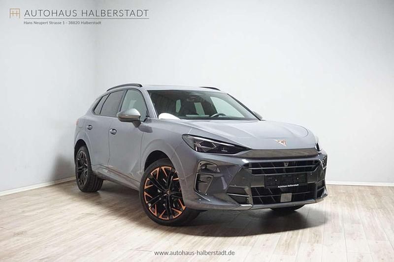 Grau Gebraucht 2025 Cupra Terramar SUV | 42.790 € (Superpreis) - Bild 1/3