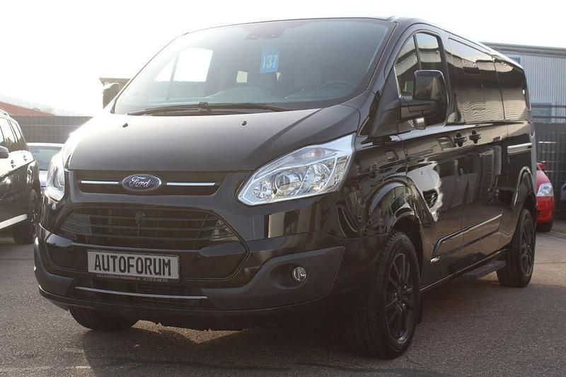 Gebraucht Ford Tourneo Titanium 170 PS (125 kW) 2017 Schwarz Kombi