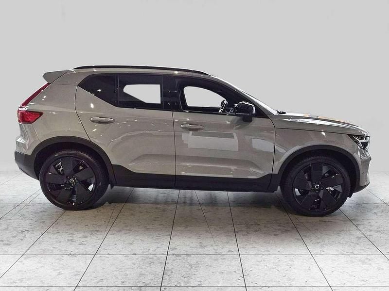 Neu Volvo EX40 Plus 185 kW (252 PS) 2025 Vapour grey SUV
