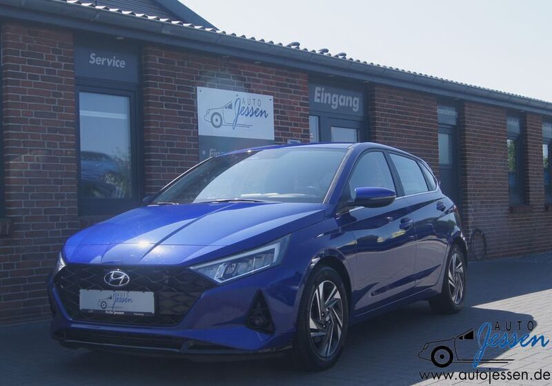 Blau Gebraucht 2022 Hyundai i20 Advanced Limousine | 14.985 € (Guter Preis) - Bild 1/4