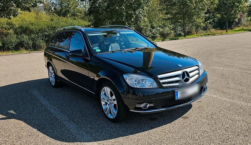 Gebraucht Mercedes C250 204 PS (150 kW) 2009 Schwarz Kombi