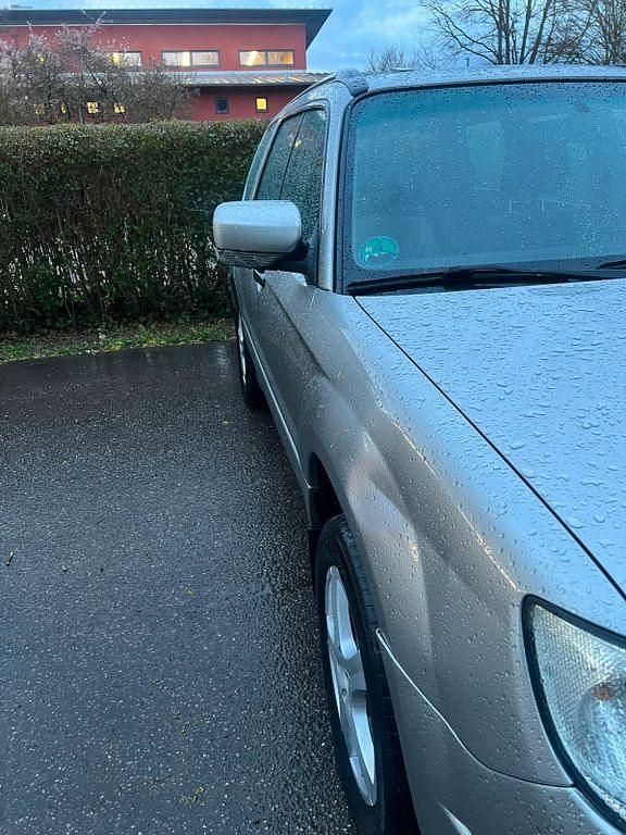 Gebraucht Subaru Forester Comfort 158 PS (116 kW) 2006 Silber SUV