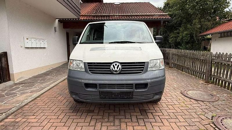 Gebraucht VW Transporter 131 PS (96 kW) 2004 Grauweiß r9002 Van
