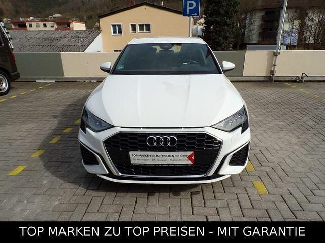 Gebraucht Audi A3 S-Line 150 PS (110 kW) 2022 Weiß Limousine