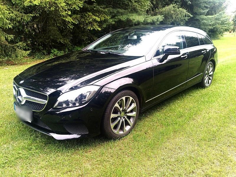 Schwarz Gebraucht 2014 Mercedes CLS350 Shooting Brake Kombi | 18.990 € (Superpreis) - Bild 1/4