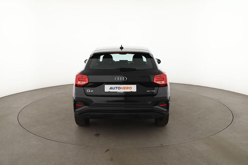 Gebraucht Audi Q2 S-Line 116 PS (85 kW) 2023 Schwarz SUV