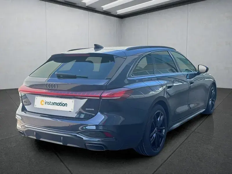 Gebraucht Audi A5 367 PS (269 kW) 2025 Blau Kombi