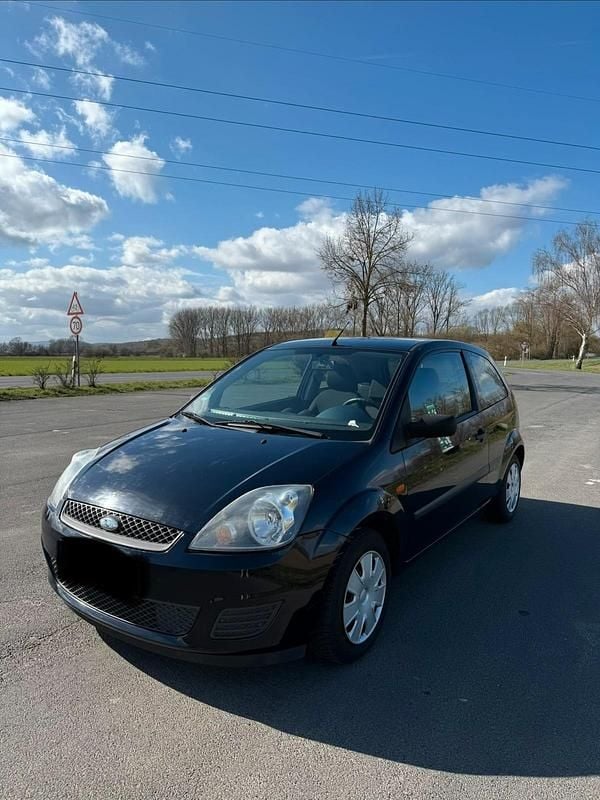 Gebraucht Ford Fiesta 60 PS (44 kW) 2006 Blau Kleinwagen