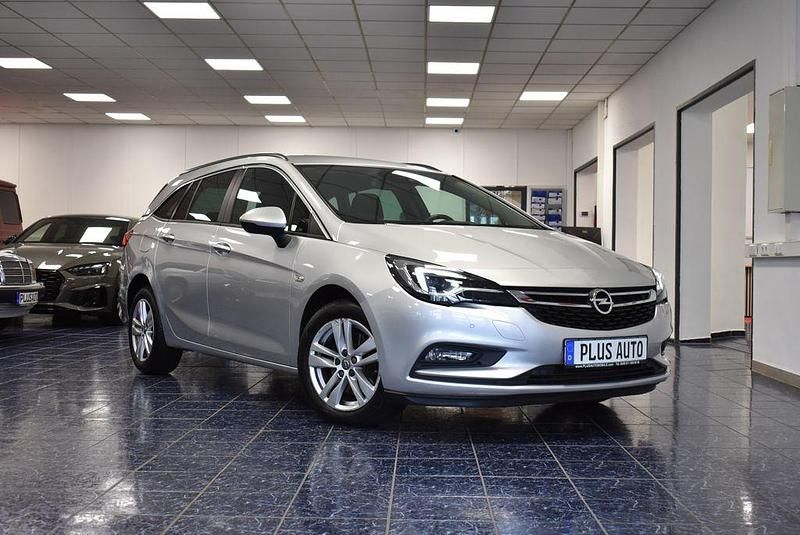 Silber Gebraucht 2017 Opel Astra Kombi | 5.770 € (Superpreis) - Bild 1/4