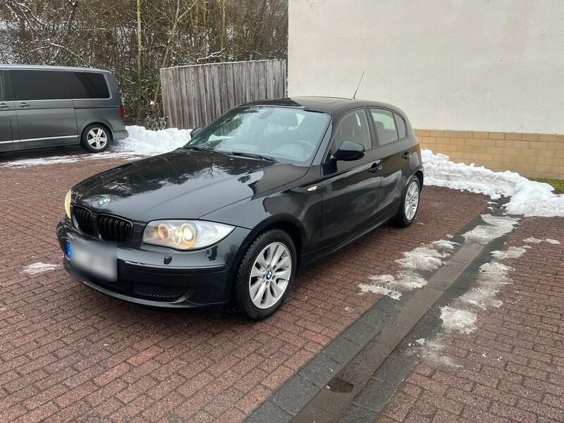 Schwarz Gebraucht 2011 BMW 118 Coupé Coupé | 5.299 € (Superpreis) - Bild 1/4