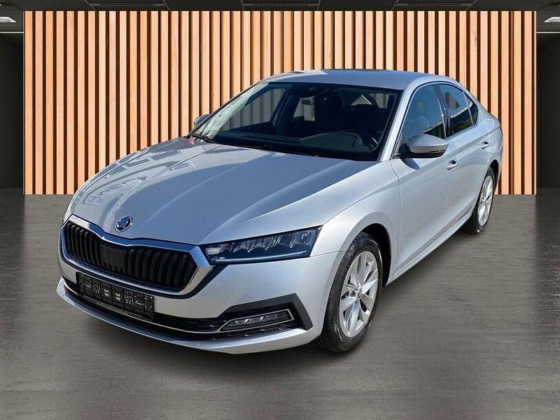 Gebraucht Skoda Octavia Style 110 PS (80 kW) 2021 Silber brilliantsilber (metallic) Limousine
