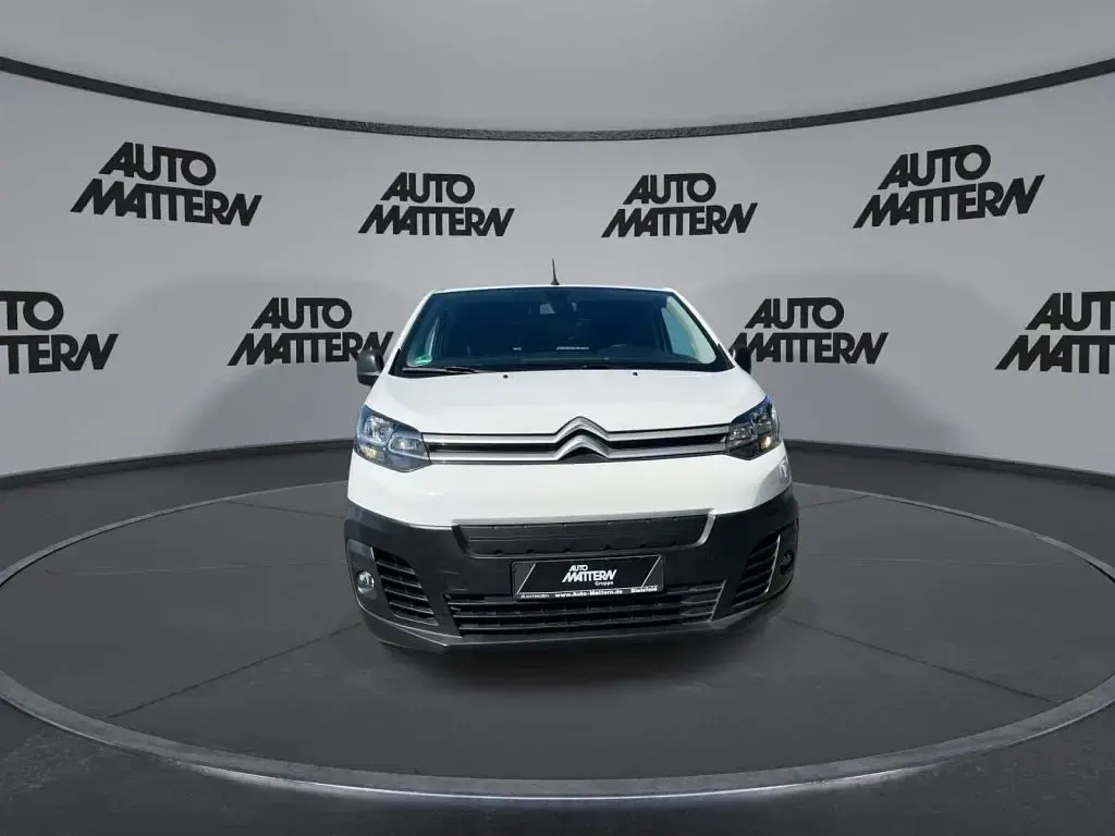 Gebraucht Citroën Jumpy 100 kW (136 PS) 2021 Lack weiss Van / Kleinbus