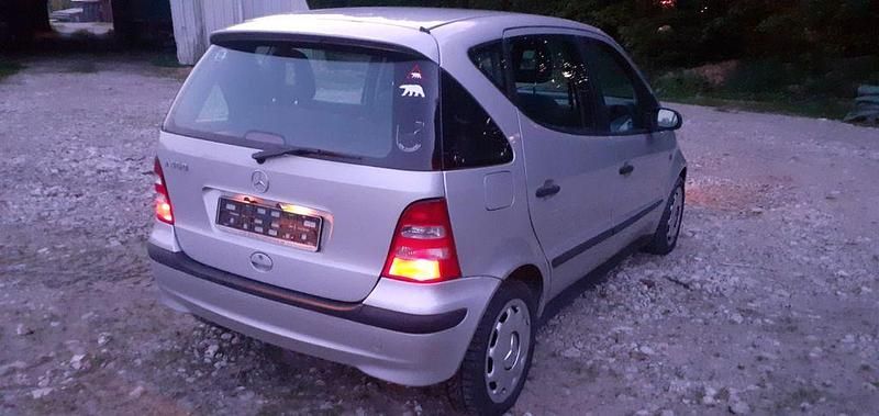 Gebraucht Mercedes A160 102 PS (75 kW) 2002 Silber Van / Kleinbus