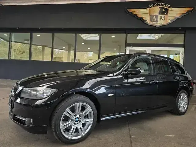 Gebraucht BMW 325 Lifestyle 260 PS (191 kW) 2011 Schwarz Kombi