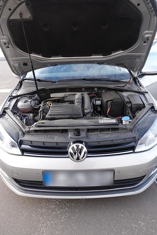 Gebraucht VW Golf VII 2014 Grau Kleinwagen