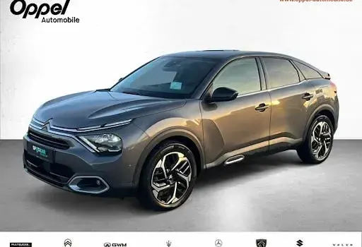 Używany Citroën C4 Start 131 KM (96 kW) 2023 Szary Sedan/Limuzyna