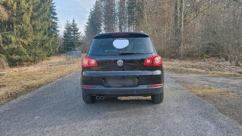 Gebraucht VW Tiguan Team 170 PS (125 kW) 2011 Schwarz SUV