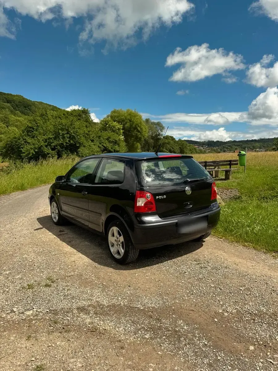 Gebraucht VW Polo 54 PS (39 kW) 2004 Schwarz Kleinwagen