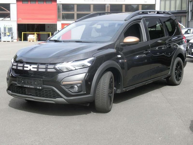 Gebraucht Dacia Jogger Extreme 91 PS (66 kW) 2024 Schwarz  metallic Van / Kleinbus
