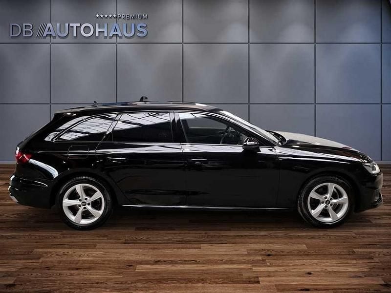Second-hand Audi A4 Advanced Plus 150 CP (110 kW) 2023 Negru Break