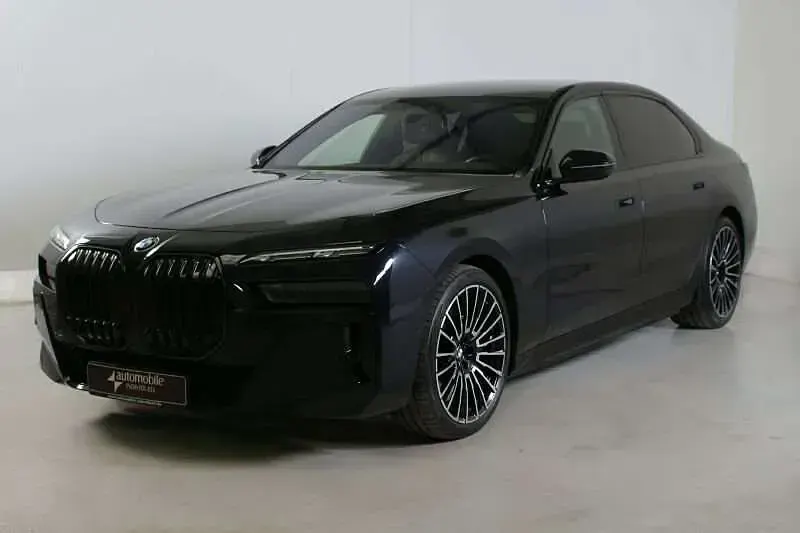 Gebraucht BMW i7 M Sport 400 kW (544 PS) 2025 Schwarz Limousine