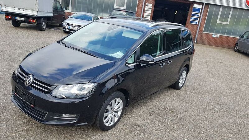 Schwarz Gebraucht 2019 VW Sharan Highline Van / Kleinbus | 27.500 € (Guter Preis) - Bild 1/4