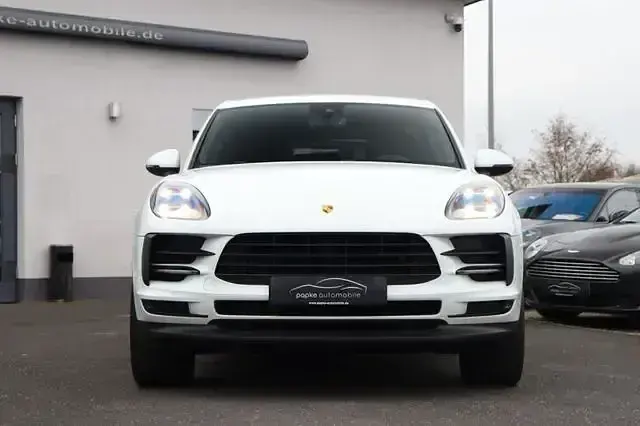 Second-hand Porsche Macan 245 CP (180 kW) 2020 Alb SUV