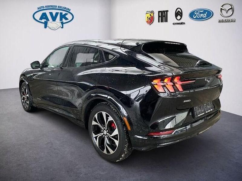 Gebraucht Ford Mustang Mach-E 275 kW (375 PS) 2022 Schwarz SUV