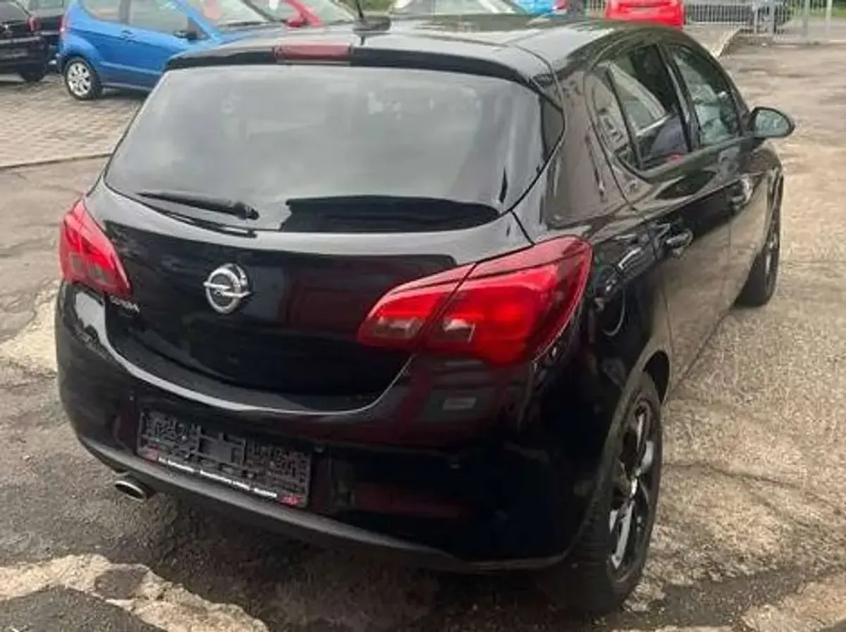 Gebraucht Opel Corsa Color Edition 90 PS (66 kW) 2017 Onyx black Kleinwagen