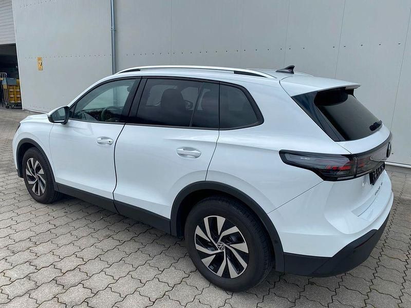 Gebraucht VW Tiguan S 150 PS (110 kW) 2025 Weiß SUV