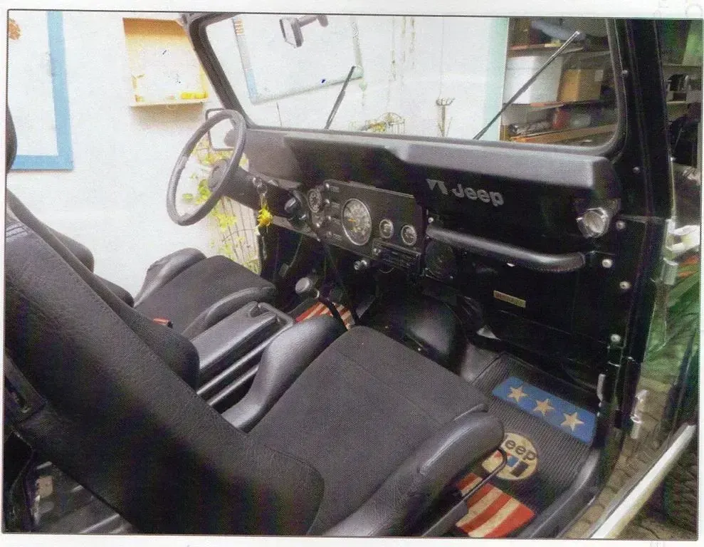 Used Jeep CJ 150 HP (110 kW) 1980 Black SUV