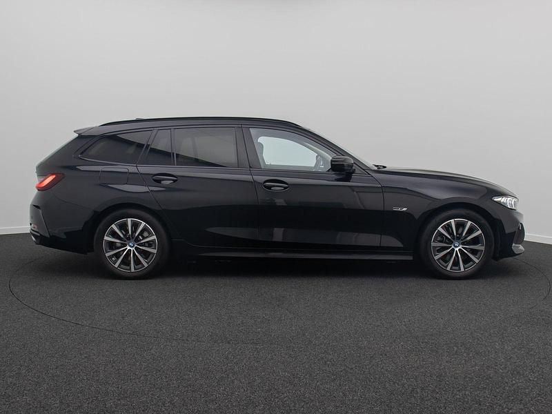 Gebraucht BMW 320e Shadowline 204 PS (150 kW) 2022 Schwarz Kombi