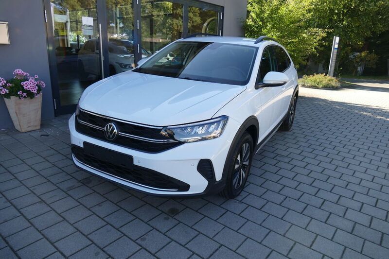Weiß Neu 2024 VW Taigo Life SUV | 21.990 € (Guter Preis) - Bild 1/4