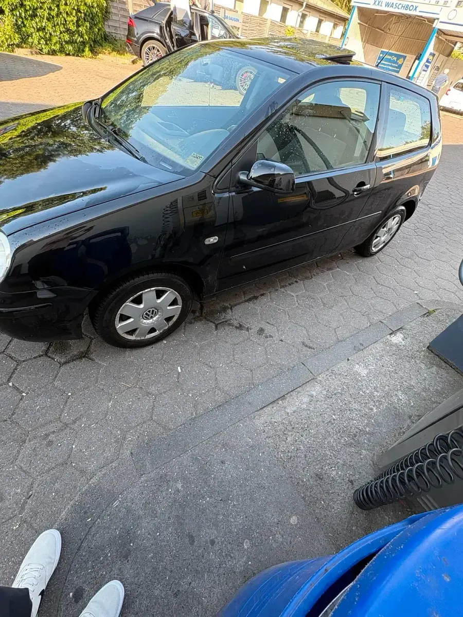Gebraucht VW Polo 75 PS (55 kW) 2002 Schwarz Kleinwagen