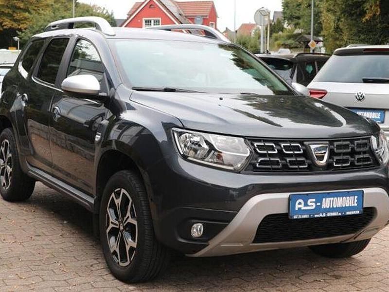 Grau Gebraucht 2019 Dacia Duster Prestige SUV | 13.900 € (Fairer Preis) - Bild 1/4
