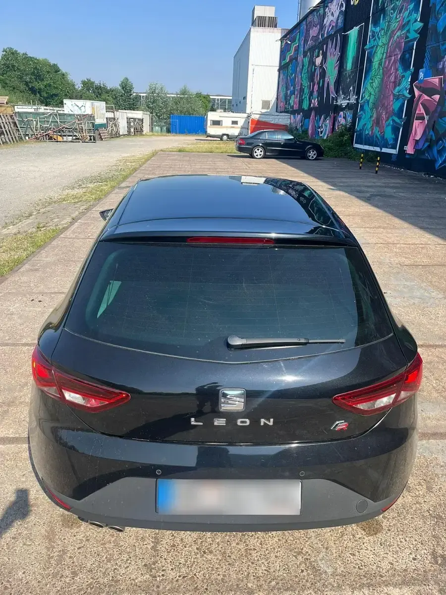 Gebraucht Seat Leon FR 150 PS (110 kW) 2015 Schwarz Kleinwagen
