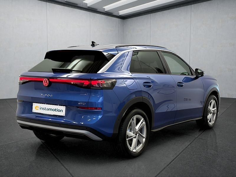 Neu VW T-Roc 150 PS (110 kW) 2026 Blau SUV
