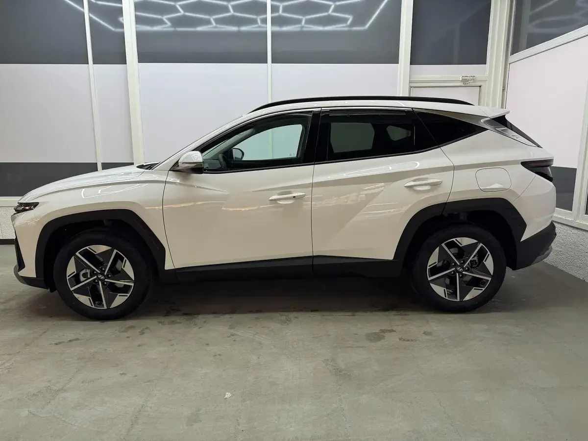 Neu Hyundai Tucson Style 150 PS (110 kW) 2025 Serenity white w6h SUV
