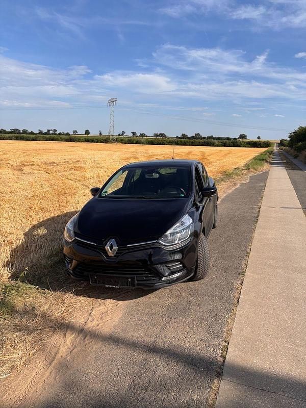 Schwarz Gebraucht 2018 Renault Clio IV LIMITED Kleinwagen | 8.500 € - Bild 1/4