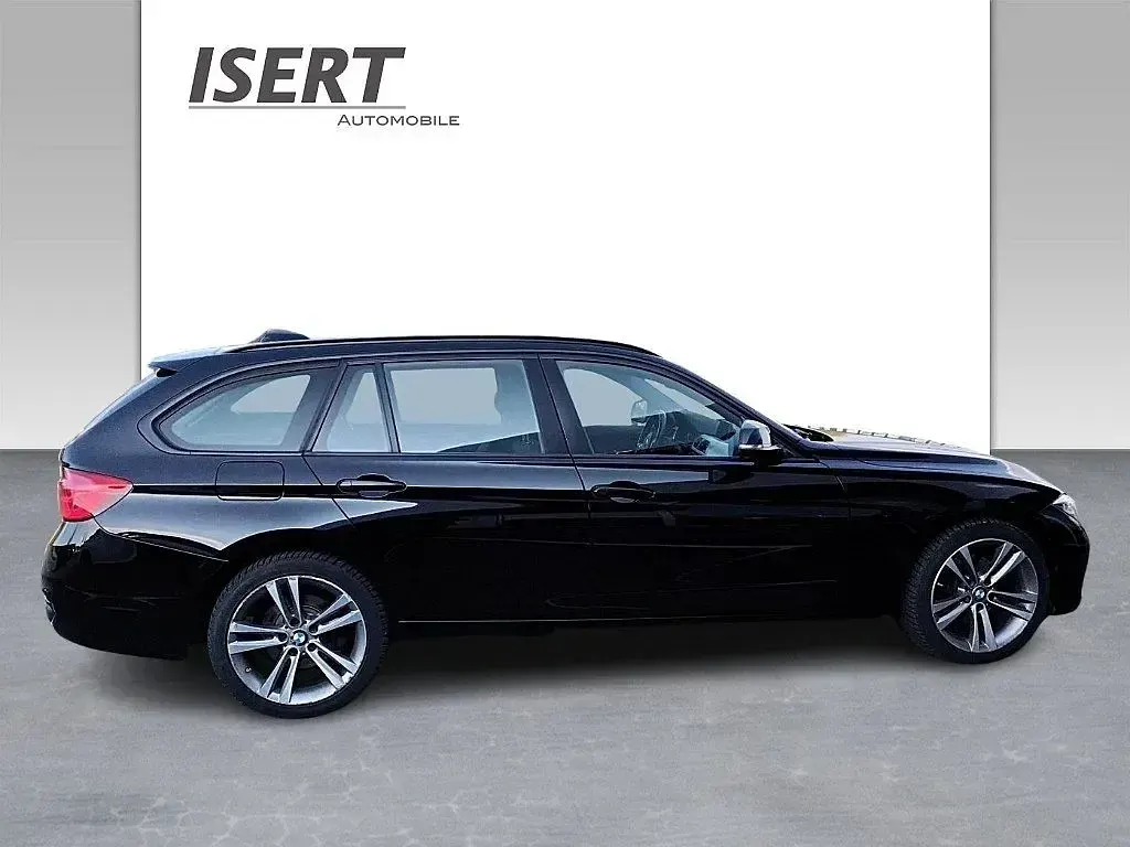 Gebraucht BMW 320 Advantage 190 PS (139 kW) 2016 Schwarz Limousine