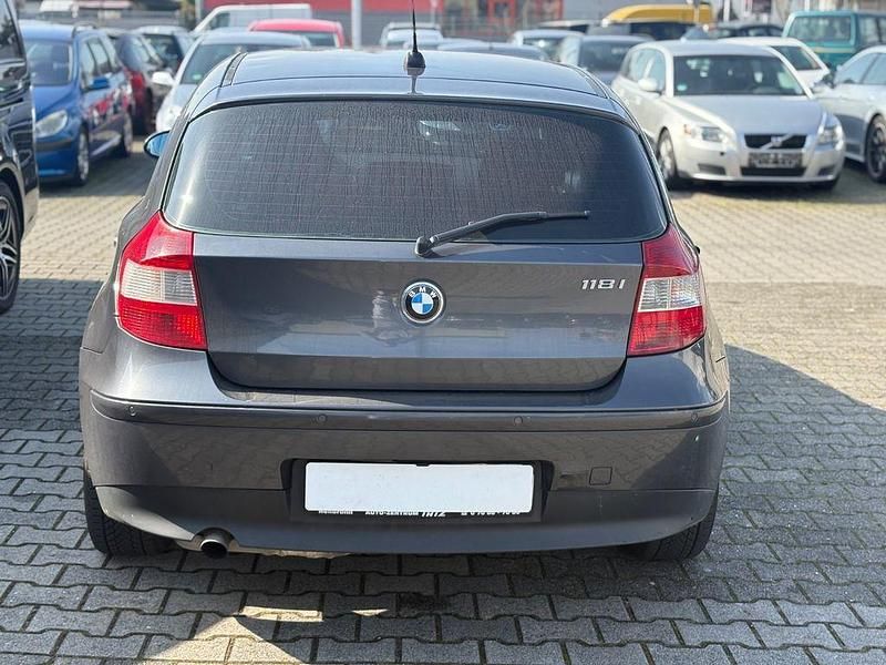 Gebraucht BMW 118 Advantage 129 PS (94 kW) 2005 Sparkling graphite Kleinwagen