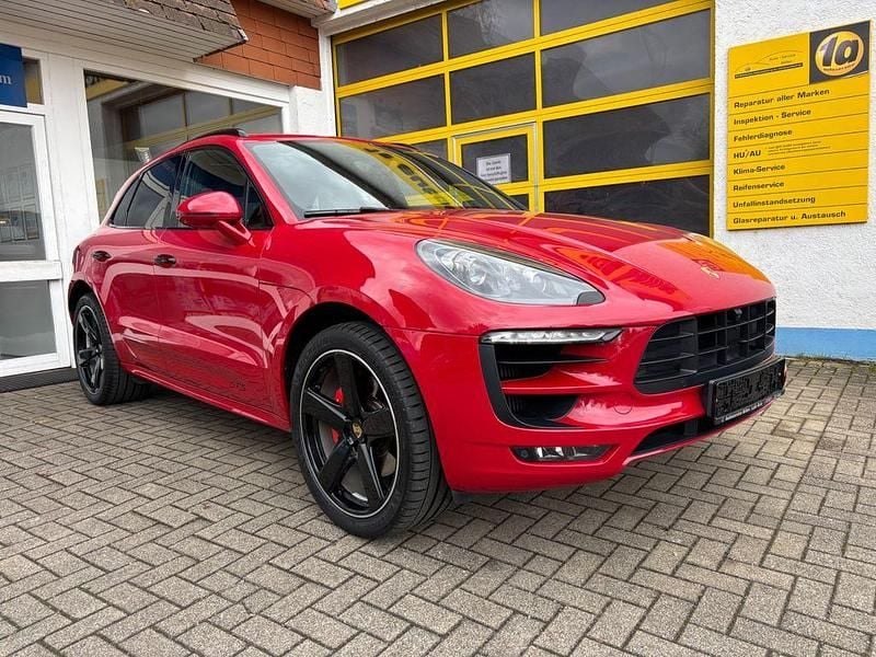 Gebraucht Porsche Macan GTS Sport 360 PS (264 kW) 2017 Rot SUV