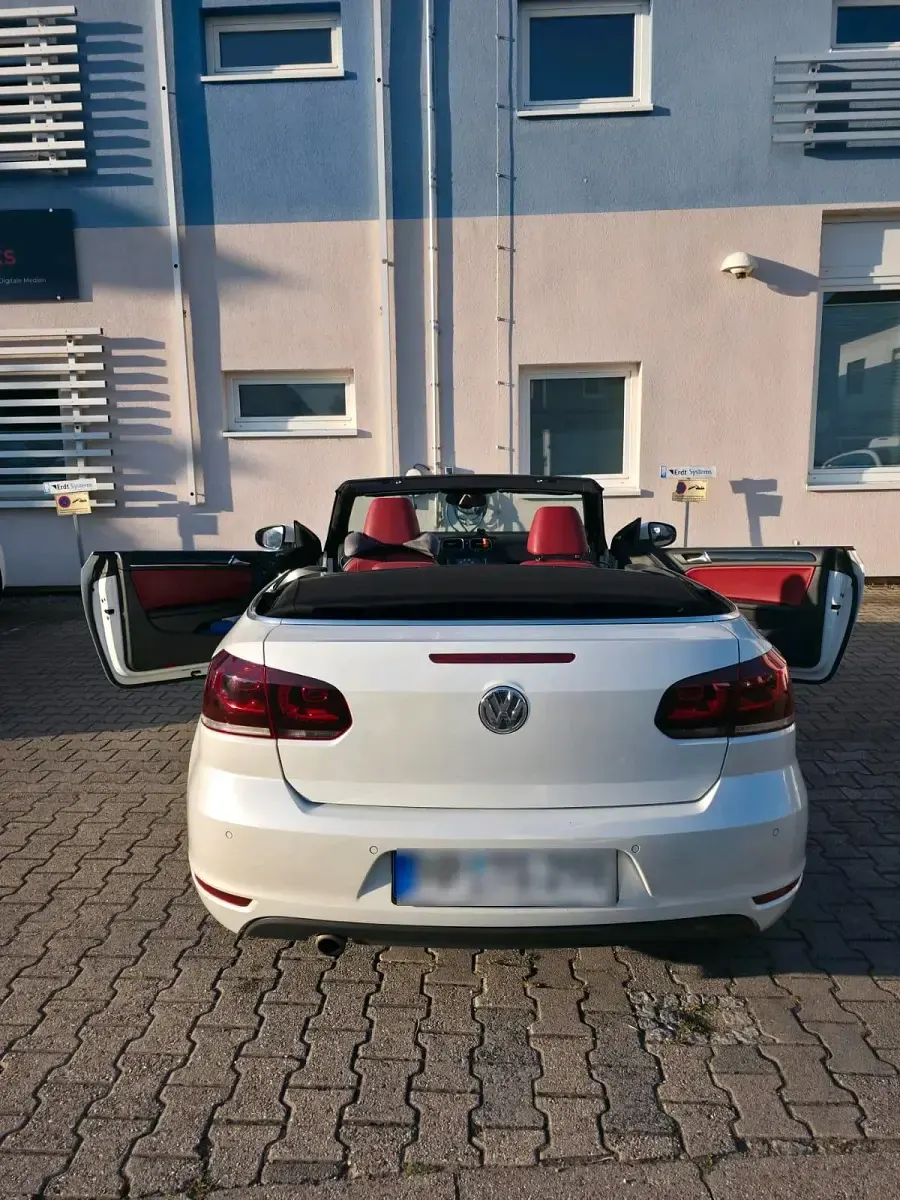 Gebraucht VW Golf Cabriolet 105 PS (77 kW) 2012 Weiß Cabrio